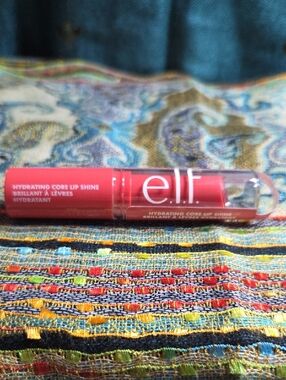 e.l.f. Hydrating Core Lip Shine - Lovely